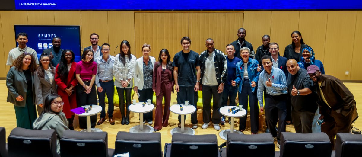 Speakers, founders and organisers together on stage